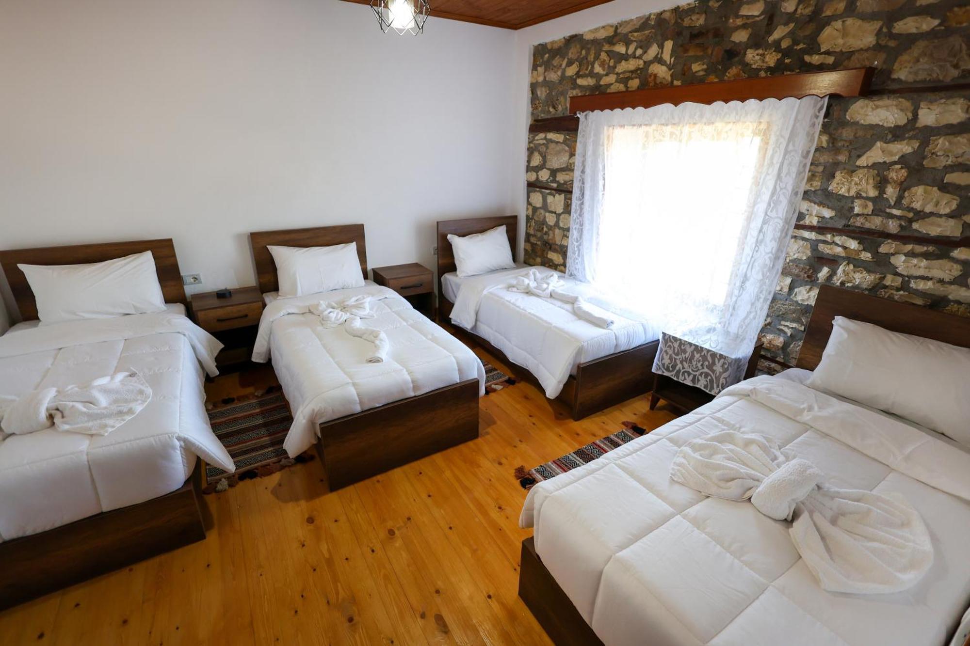 Villa Shpiragu Village Experience Berat Kültér fotó
