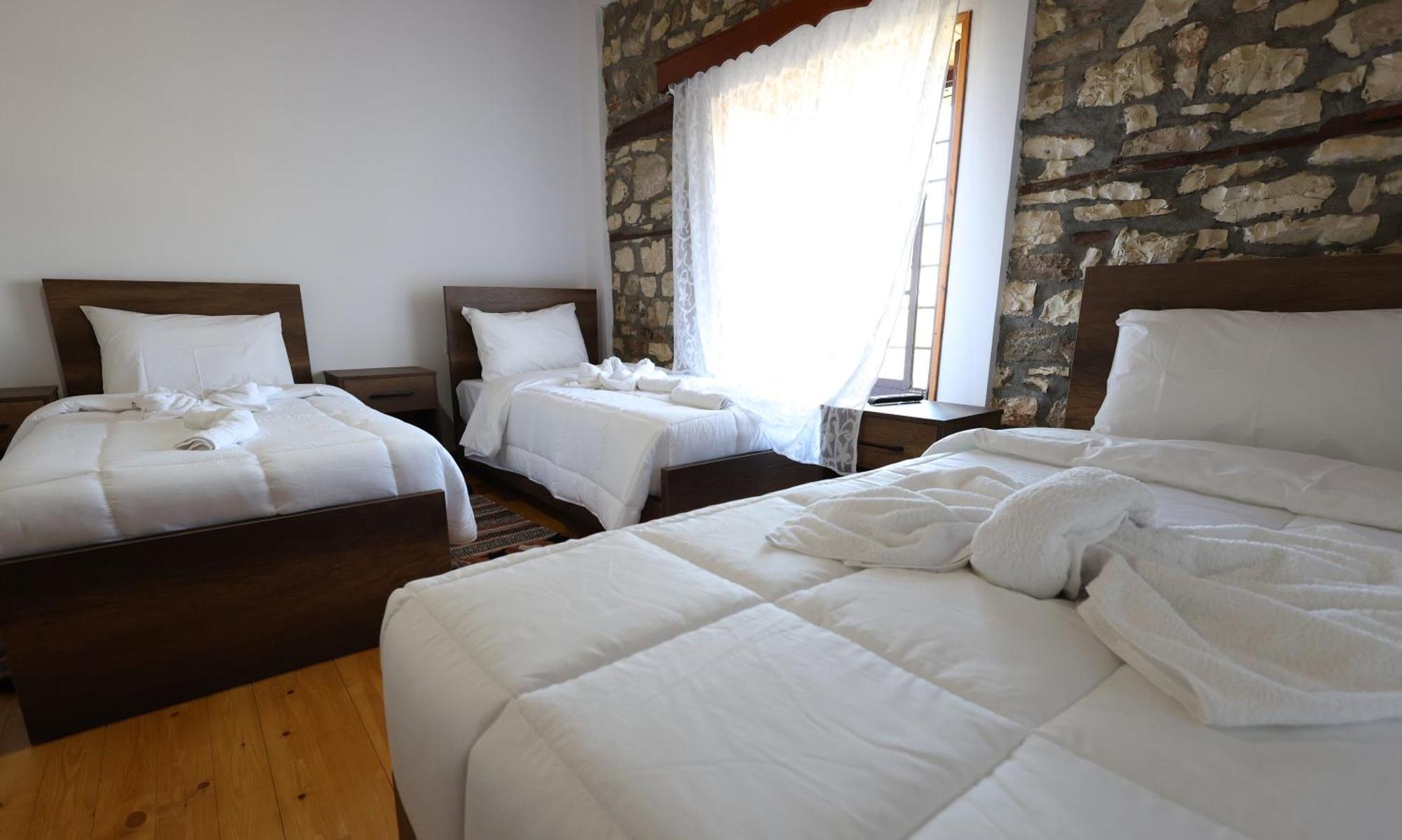 Villa Shpiragu Village Experience Berat Kültér fotó