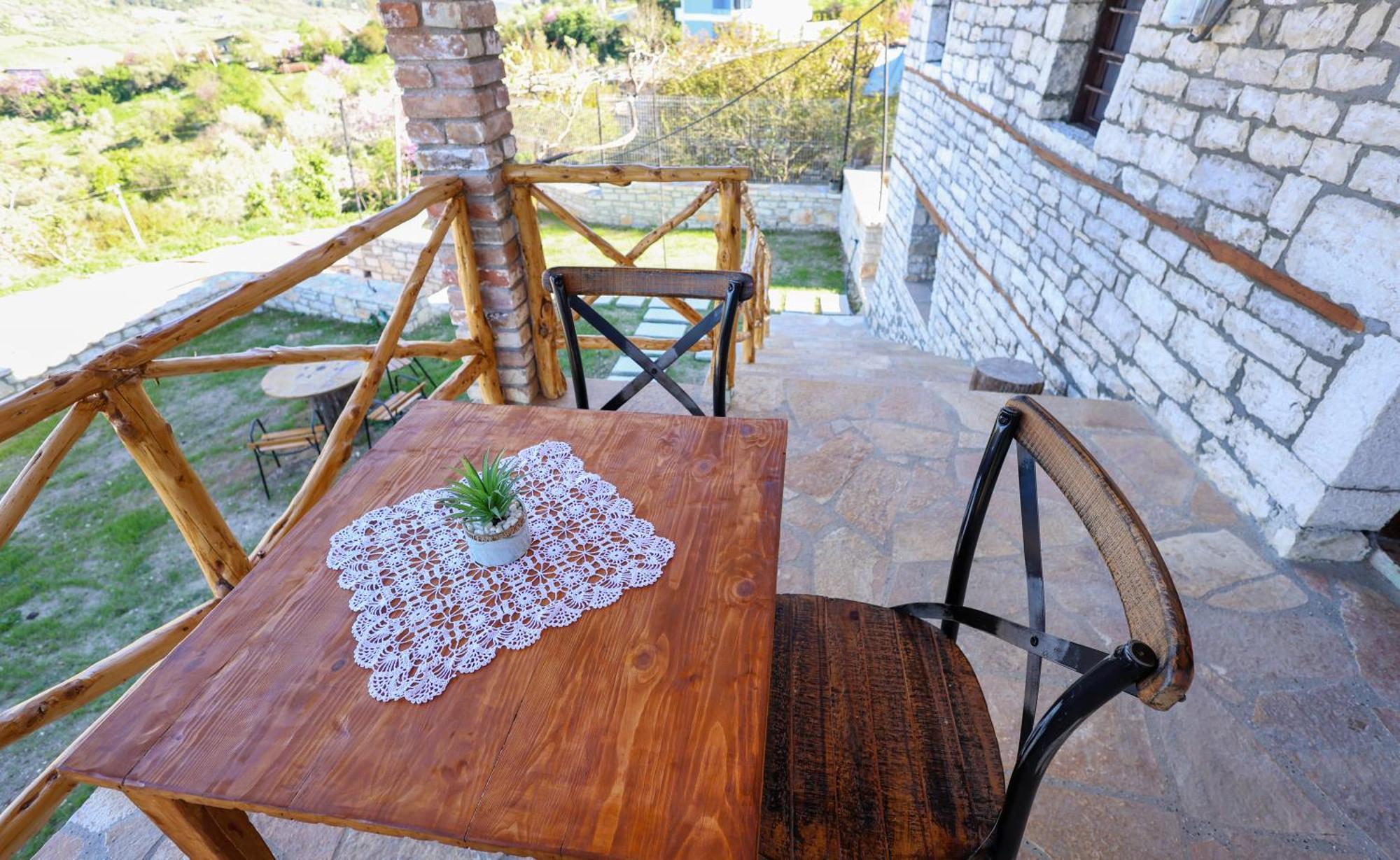 Villa Shpiragu Village Experience Berat Kültér fotó